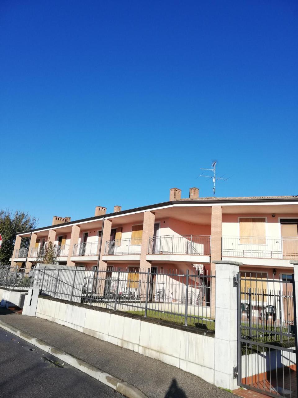 Olimpo Apartment Verolanuova Exterior photo